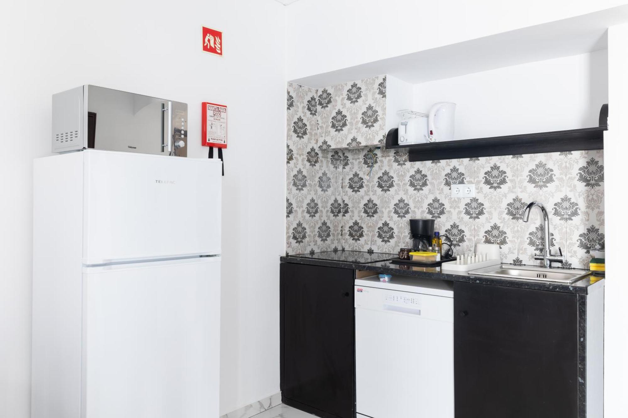 Magna Oura Hotel 3*